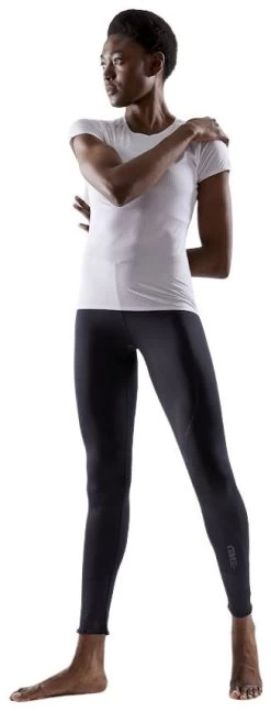 Craft Pro Dry Nanoweight Short Sleeve Women -Winkel Voor Ski-uitrusting craft pro dry nanoweight short sleeve women white 900000 s white 900000 6